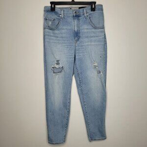 Silver Tab Levi's light wash mom jeans distressed size 31